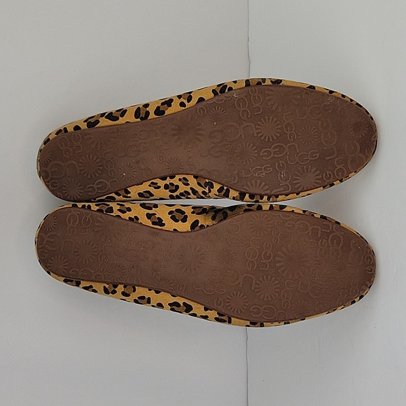UGG Carey Suede Skimmer Style Flats Leopard Print Size 7.5 - Picture 8 of 12